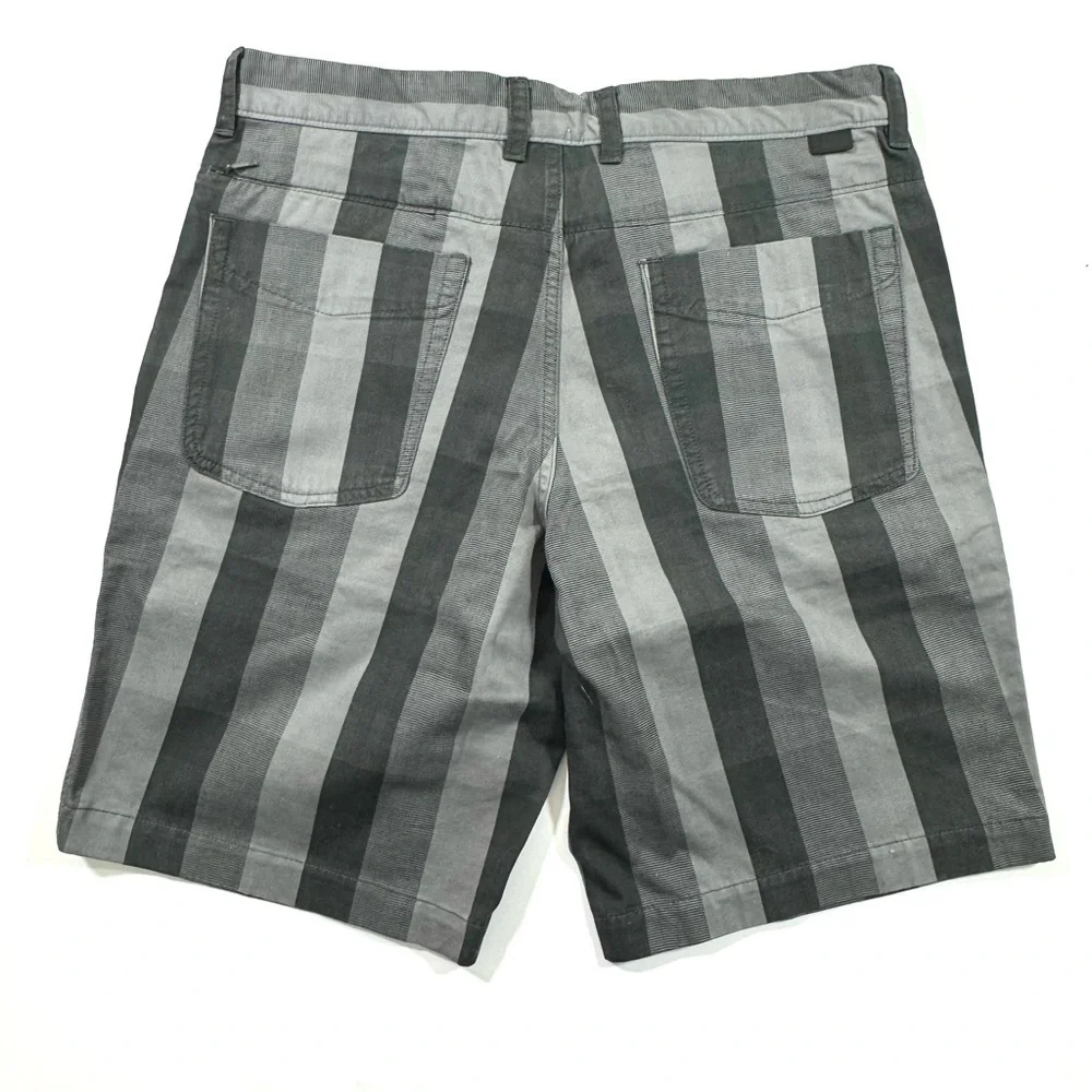 New The North Face Narrows Plaid Shorts Asphalt Grey